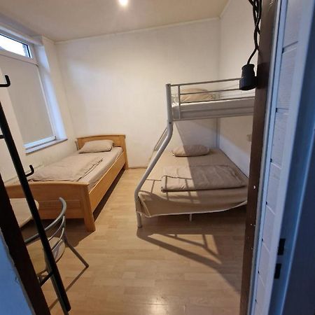 Ferienwohnung Dachgeschoss Hof Krefeld Exterior foto
