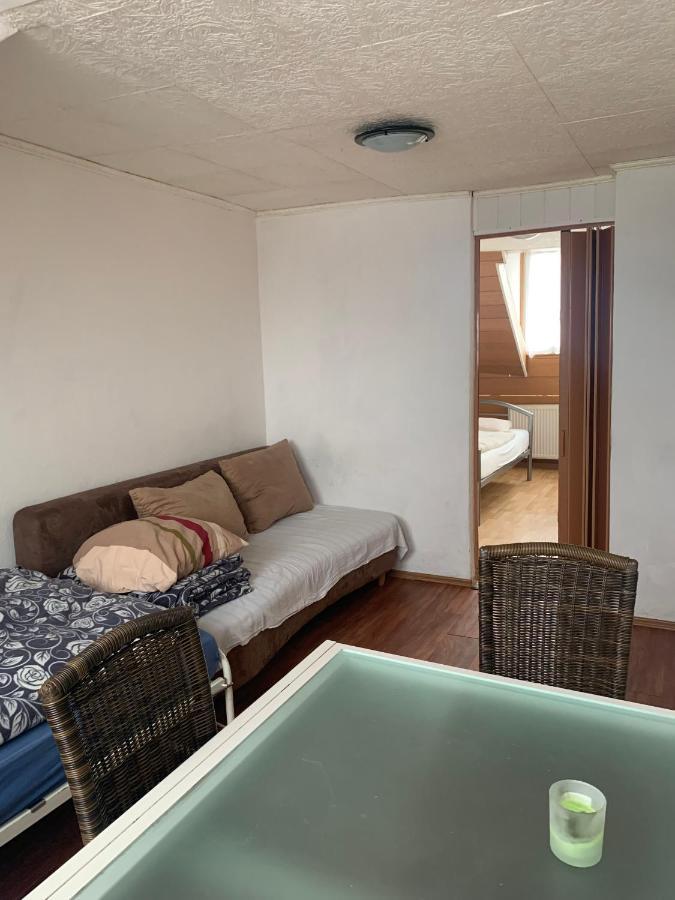 Ferienwohnung Dachgeschoss Hof Krefeld Exterior foto