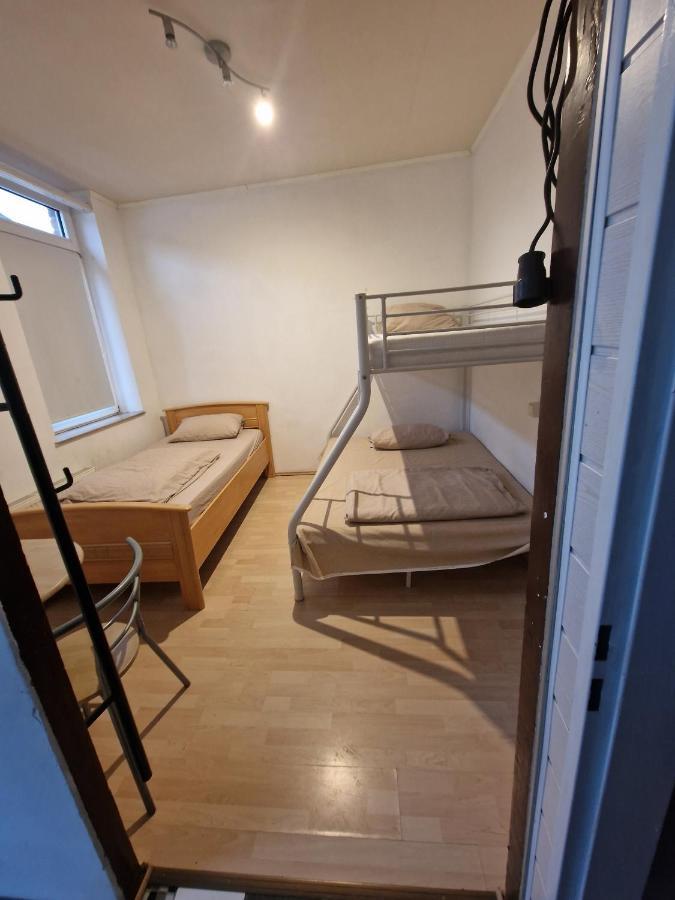 Ferienwohnung Dachgeschoss Hof Krefeld Exterior foto